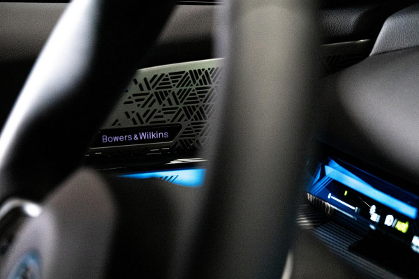 BMW 5 Serie 550e xDrive *M-Sport Pro / Bowers & Wilkins / HUD / Memory / Stoelventilatie*