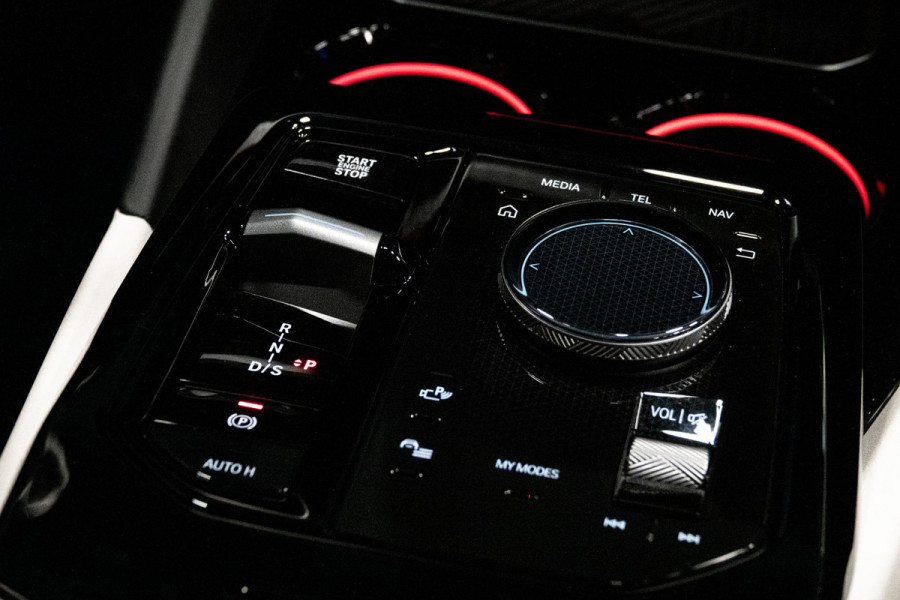 BMW 5 Serie 550e xDrive *M-Sport Pro / Bowers & Wilkins / HUD / Memory / Stoelventilatie*