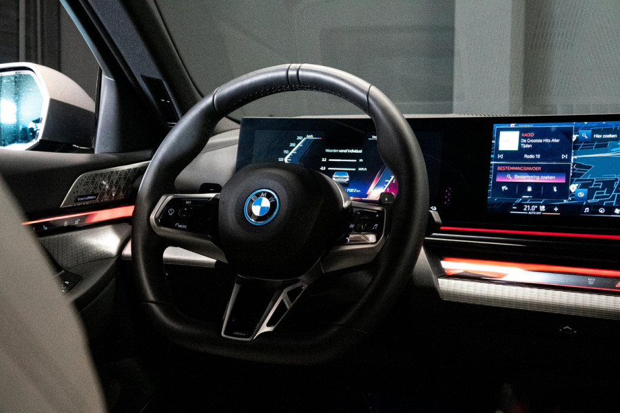 BMW 5 Serie 550e xDrive *M-Sport Pro / Bowers & Wilkins / HUD / Memory / Stoelventilatie*