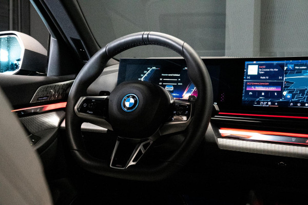 BMW 5 Serie 550e xDrive *M-Sport Pro / Bowers & Wilkins / HUD / Memory / Stoelventilatie*
