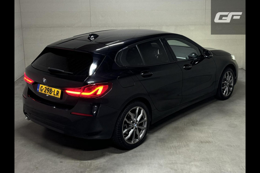 BMW 1-serie 118i Sport Black Edition Navi Cruise CarPlay NAP
