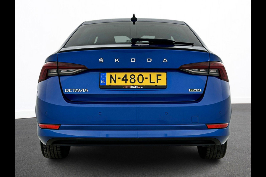 Škoda Octavia 1.0 TSI E-tec DSG Sport Business | Navigatie | Apple Carplay/Android Auto | Adaptive Cruise Control | Parkeersensoren | Blind Spot Assist | Climate Control | Lichtmetalen velgen | Getinte ramen