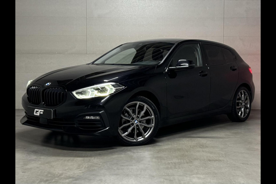 BMW 1-serie 118i Sport Black Edition Navi Cruise CarPlay NAP