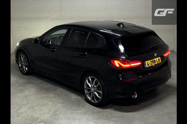 BMW 1-serie 118i Sport Black Edition Navi Cruise CarPlay NAP