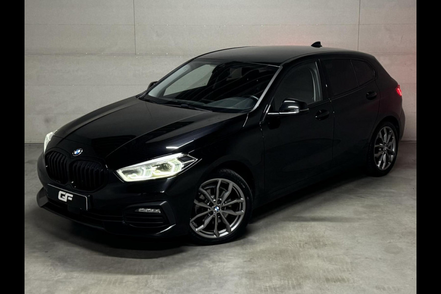 BMW 1-serie 118i Sport Black Edition Navi Cruise CarPlay NAP