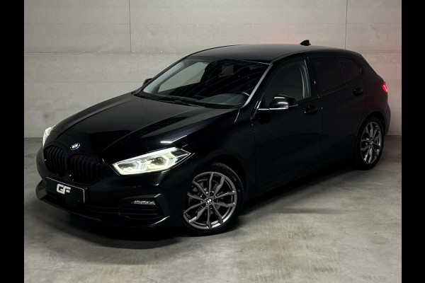 BMW 1-serie 118i Sport Black Edition Navi Cruise CarPlay NAP