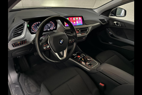 BMW 1-serie 118i Sport Black Edition Navi Cruise CarPlay NAP
