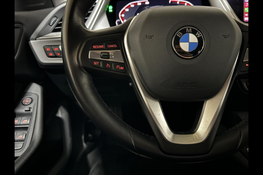 BMW 1-serie 118i Sport Black Edition Navi Cruise CarPlay NAP