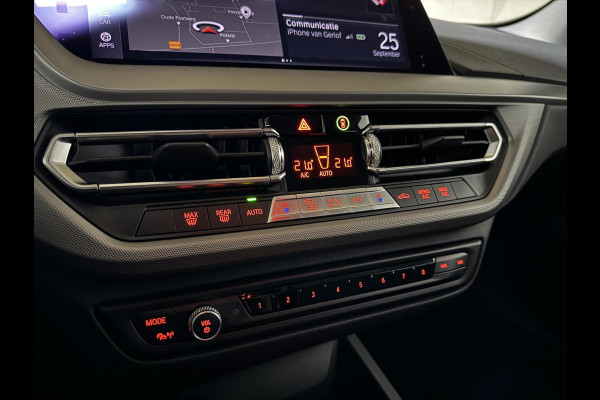BMW 1-serie 118i Sport Black Edition Navi Cruise CarPlay NAP