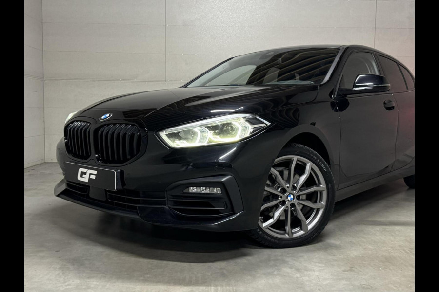 BMW 1-serie 118i Sport Black Edition Navi Cruise CarPlay NAP
