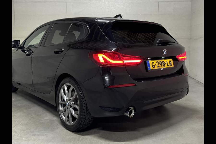 BMW 1-serie 118i Sport Black Edition Navi Cruise CarPlay NAP