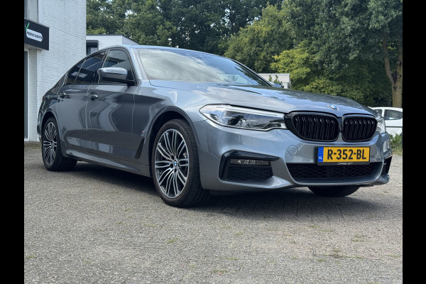 BMW 5 Serie 530e xDrive iPerformance High Executive M Pakket, 360 Camera, Harman Kardon, Navigatie . Een proefrit levert het bewijs. Neem contact op en we maken een afspraak!