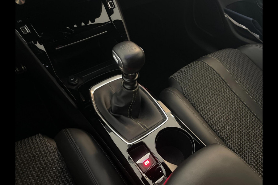 Peugeot 208 1.2 PureTech GT Pack AIRCO NAVI CRUISE BLUETOOTH LED VELGEN PRIVACYGLAS ZEER NETTE AUTO