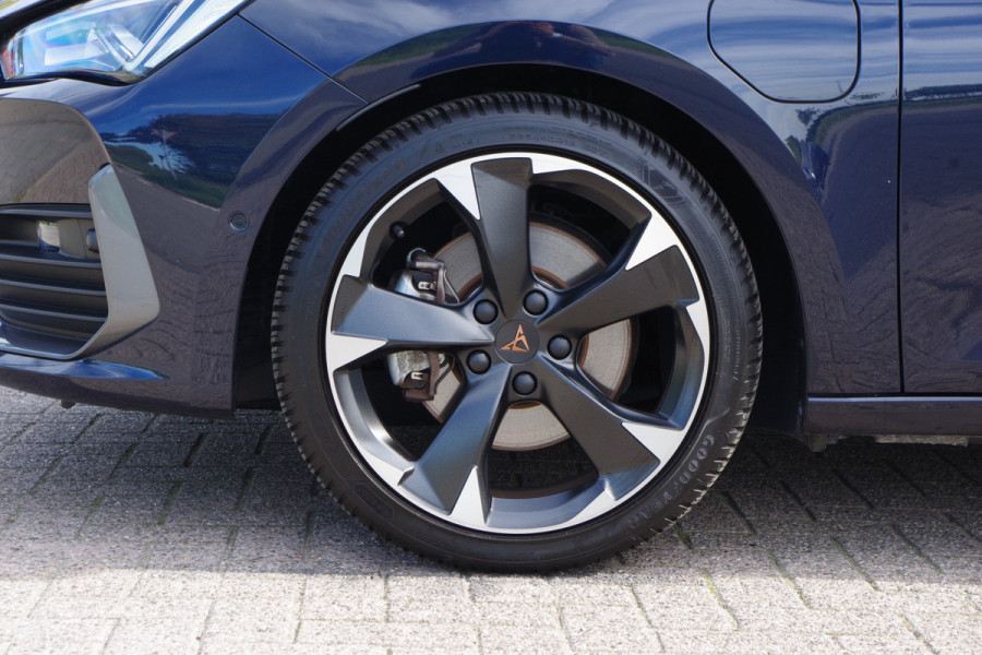 CUPRA Leon Sportstourer 1.4 e-Hybrid Business 204 PK PHEV, Winterpakket, Camera, Keyless