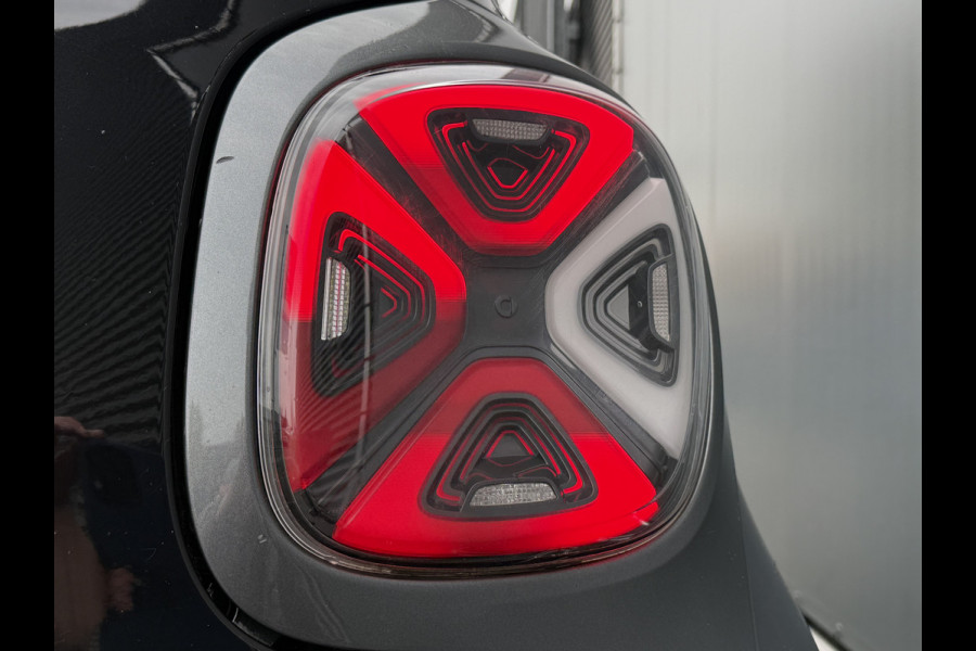 Smart EQ FORFOUR BWJ 2020 | EQ Comfort PLUS 18 kWh | LEER | PANO | NAVI | CRUISE | CAMERA | CARPLAY |