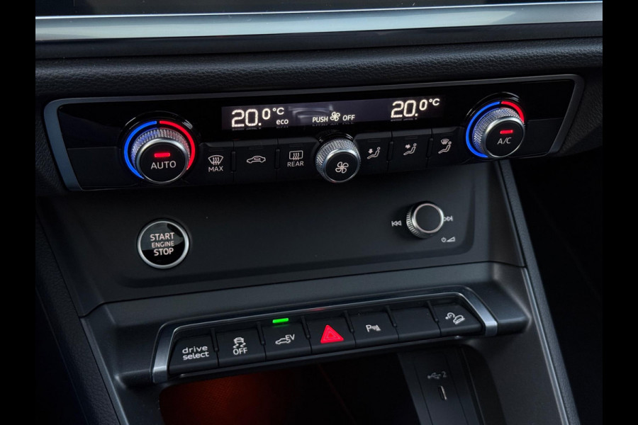 Audi Q3 Sportback 45 TFSI e 3x S-Line Panorama Camera
