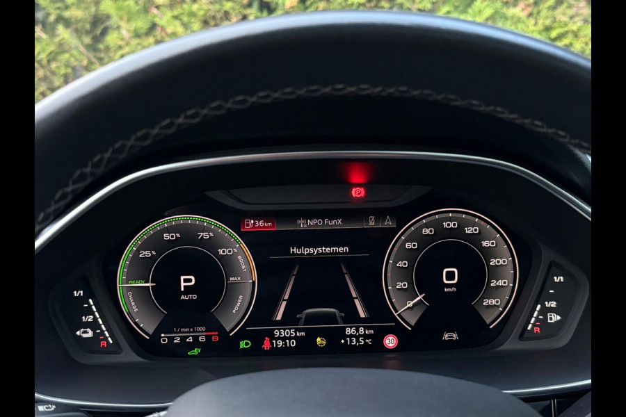 Audi Q3 Sportback 45 TFSI e 3x S-Line Panorama Camera