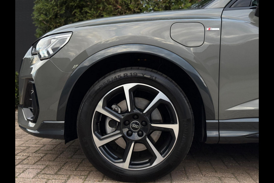 Audi Q3 Sportback 45 TFSI e 3x S-Line Panorama Camera