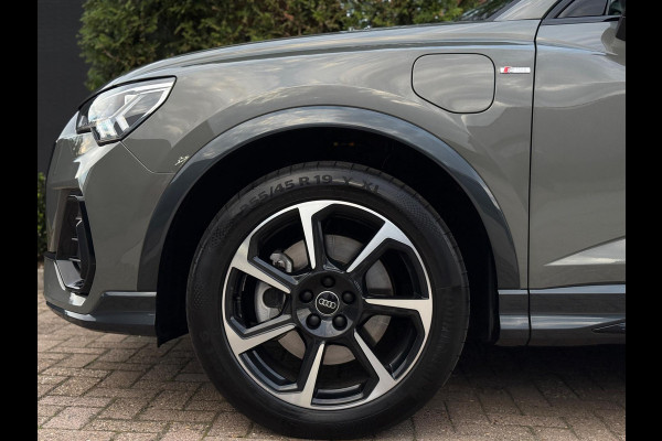 Audi Q3 Sportback 45 TFSI e 3x S-Line Panorama Camera