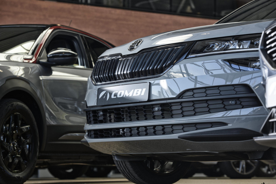Škoda Karoq 1.0 TSI Business Edition > Camera/Navi/Comfort-pakket/keyless...