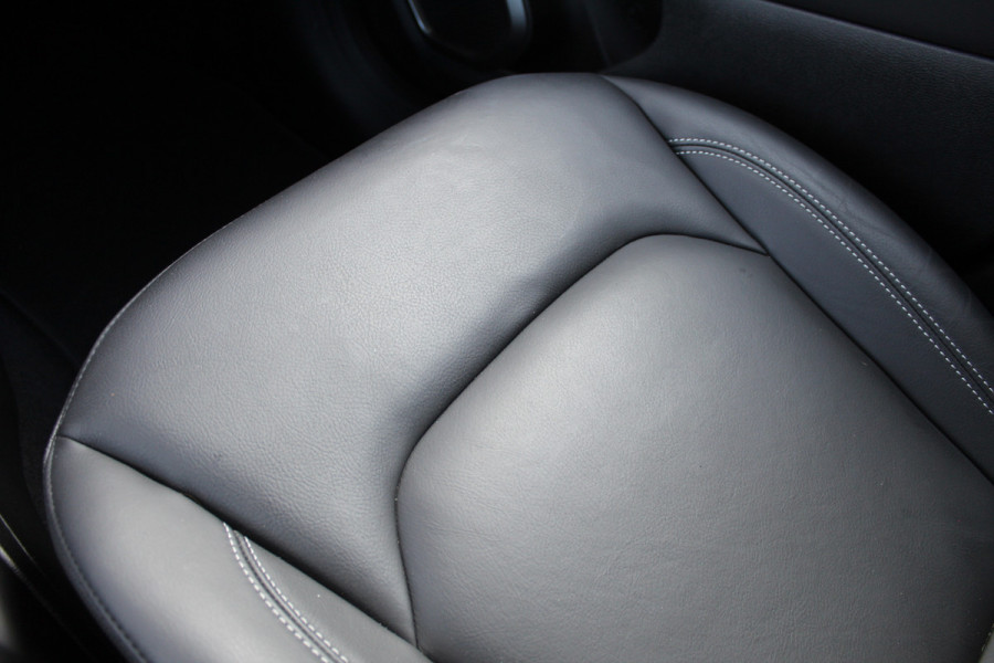 Jeep Renegade 4xe 190 Plug-in Hybrid Electric Limited | BLIS | Leder | Adaptieve Cruis | Navigatie | Camera