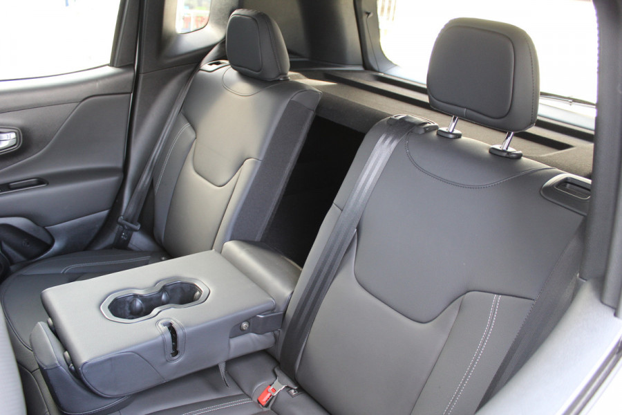 Jeep Renegade 4xe 190 Plug-in Hybrid Electric Limited | BLIS | Leder | Adaptieve Cruis | Navigatie | Camera