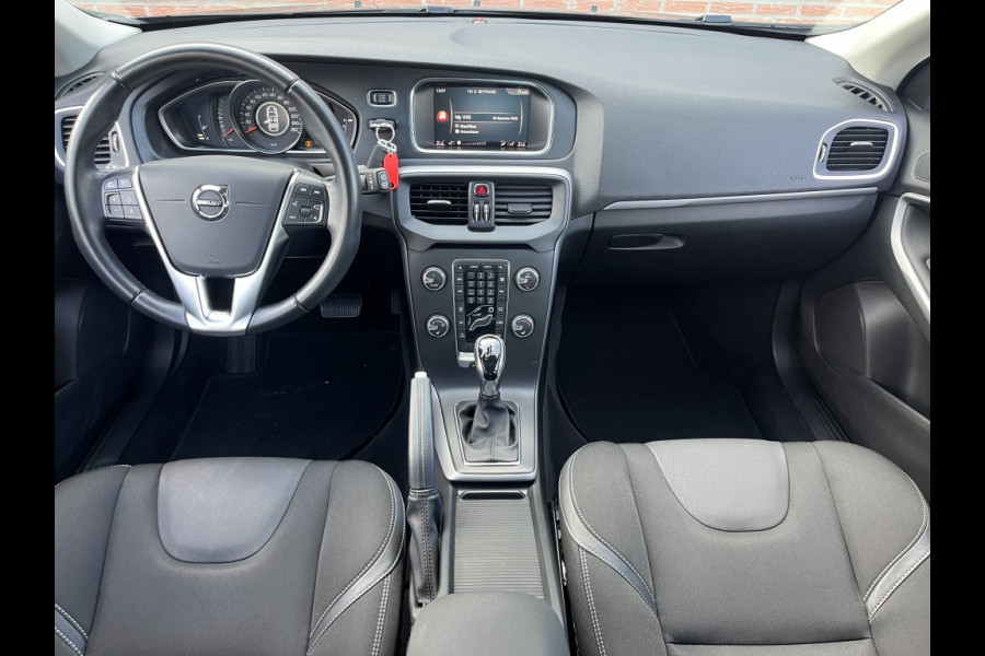 Volvo V40 1.5 T3 automaat, cruise, climate, pdc achter