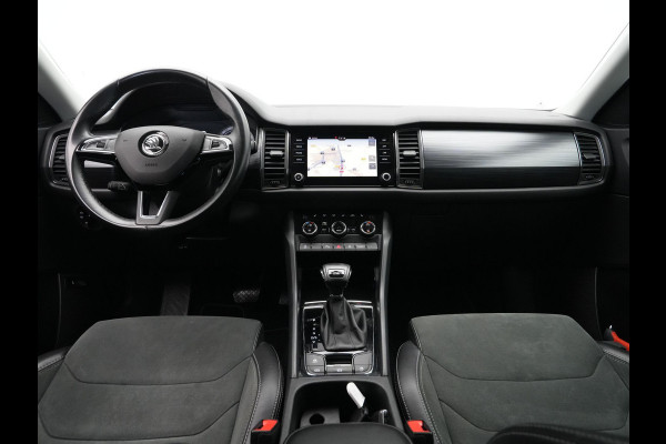 Škoda Kodiaq 1.5 TSI 150pk DSG Business Edition Canton Sound Navigatie Sideassist Stoelverwarming Carplay Acc Pdc 244