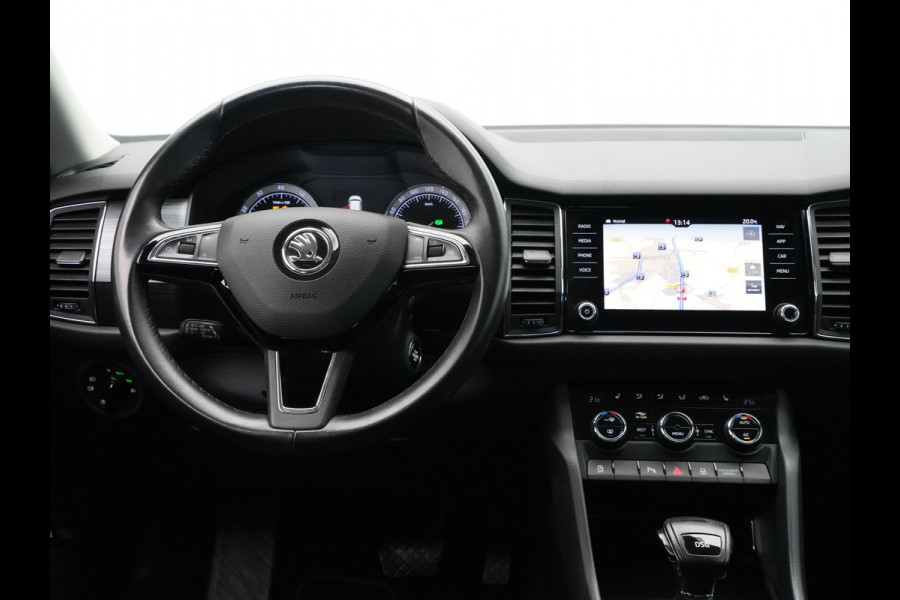 Škoda Kodiaq 1.5 TSI 150pk DSG Business Edition Canton Sound Navigatie Sideassist Stoelverwarming Carplay Acc Pdc 244