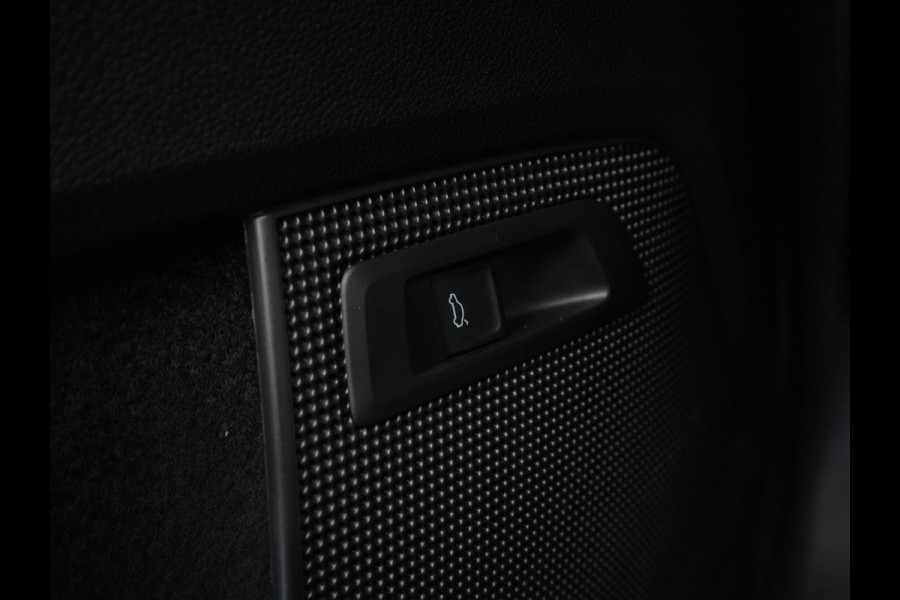 Škoda Kodiaq 1.5 TSI 150pk DSG Business Edition Canton Sound Navigatie Sideassist Stoelverwarming Carplay Acc Pdc 244