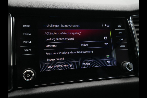 Škoda Kodiaq 1.5 TSI 150pk DSG Business Edition Canton Sound Navigatie Sideassist Stoelverwarming Carplay Acc Pdc 244