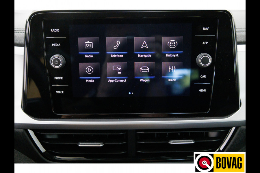 Volkswagen T-Roc 1.0 TSI 116 PK Business Edition | Stoelverw. | Apple Carplay / Android auto | PDC V+A | Automatisch inparkeren, Climate control, all season banden, extra getint glas achter
