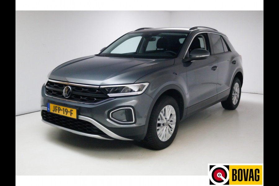 Volkswagen T-Roc 1.0 TSI 116 PK Business Edition | Stoelverw. | Apple Carplay / Android auto | PDC V+A | Automatisch inparkeren, Climate control, all season banden, extra getint glas achter