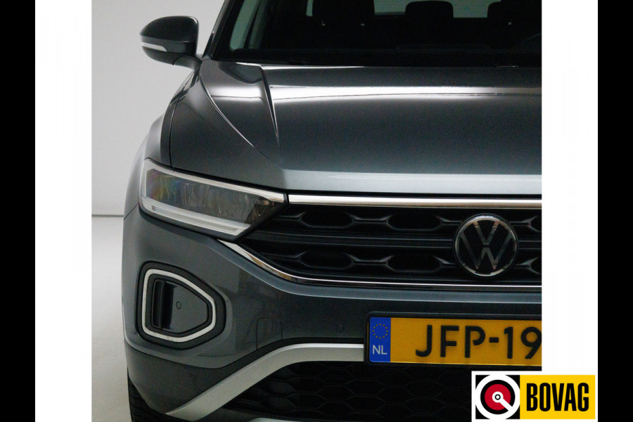 Volkswagen T-Roc 1.0 TSI 116 PK Business Edition | Stoelverw. | Apple Carplay / Android auto | PDC V+A | Automatisch inparkeren, Climate control, all season banden, extra getint glas achter