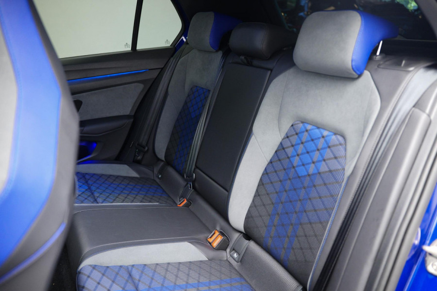 Volkswagen Golf 2.0 TSI R 4Motion |Pano|AKRA|H&K|HUD|VOLL!!