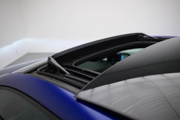 Volkswagen Golf 2.0 TSI R 4Motion |Pano|AKRA|H&K|HUD|VOLL!!