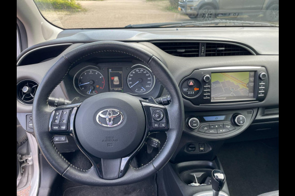 Toyota Yaris 1.5 VVT-i Dynamic / camera / navigatie