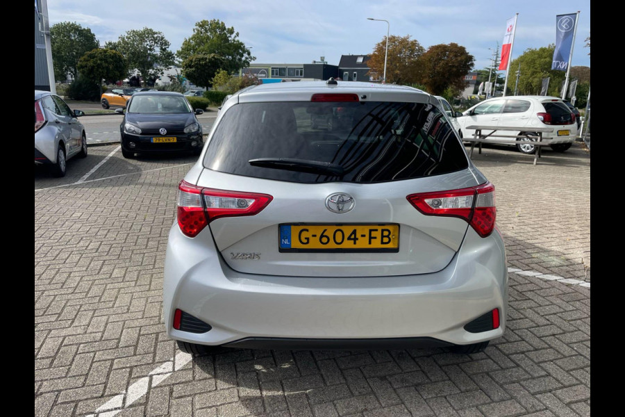 Toyota Yaris 1.5 VVT-i Dynamic / camera / navigatie