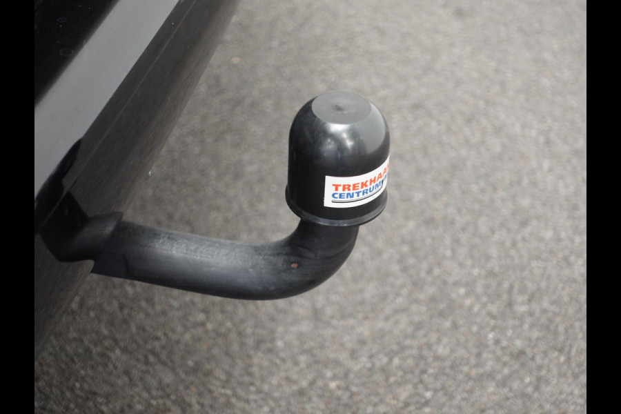 Volkswagen Transporter 2.0 TDI L2H1 28 Dubbele Cabine Highline Automaat Cruise Control  Airco  Navigatie  PDC  Camera