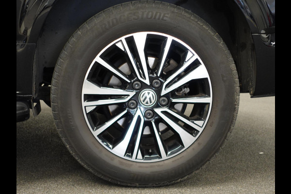 Volkswagen Transporter 2.0 TDI L2H1 28 Dubbele Cabine Highline Automaat Cruise Control  Airco  Navigatie  PDC  Camera