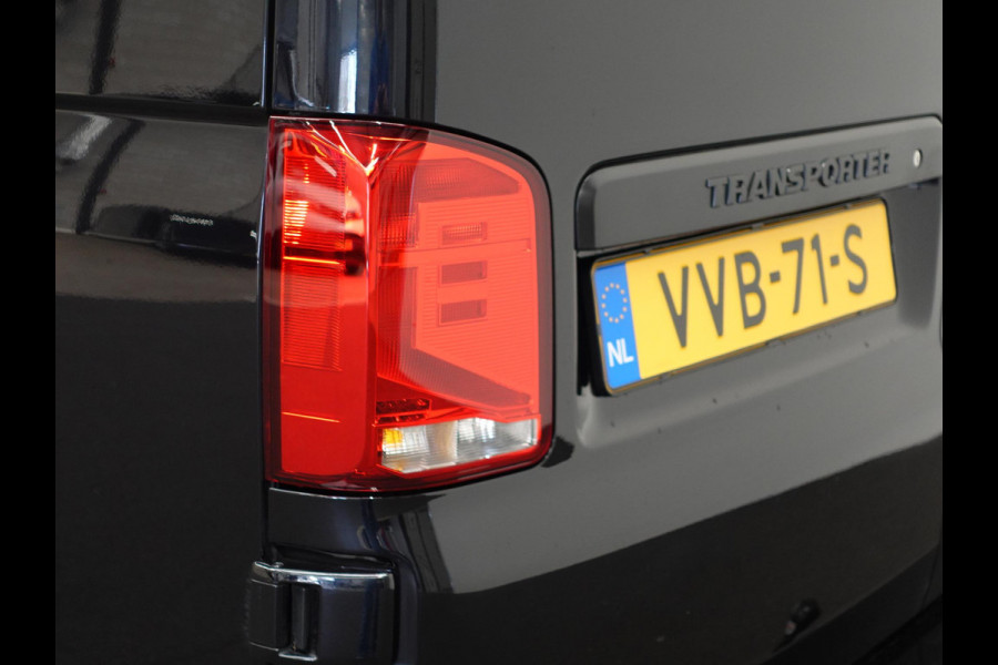 Volkswagen Transporter 2.0 TDI L2H1 28 Dubbele Cabine Highline Automaat Cruise Control  Airco  Navigatie  PDC  Camera