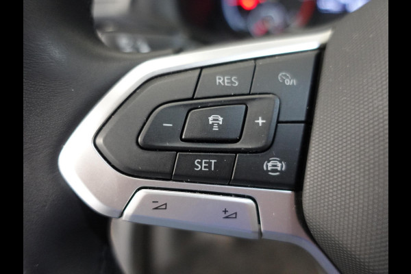 Volkswagen Transporter 2.0 TDI L2H1 28 Dubbele Cabine Highline Automaat Cruise Control  Airco  Navigatie  PDC  Camera