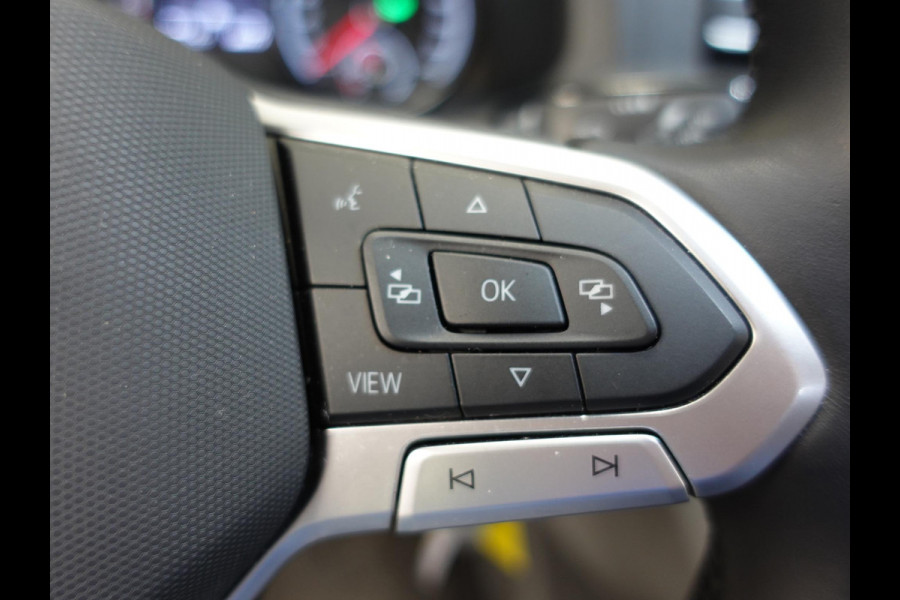 Volkswagen Transporter 2.0 TDI L2H1 28 Dubbele Cabine Highline Automaat Cruise Control  Airco  Navigatie  PDC  Camera