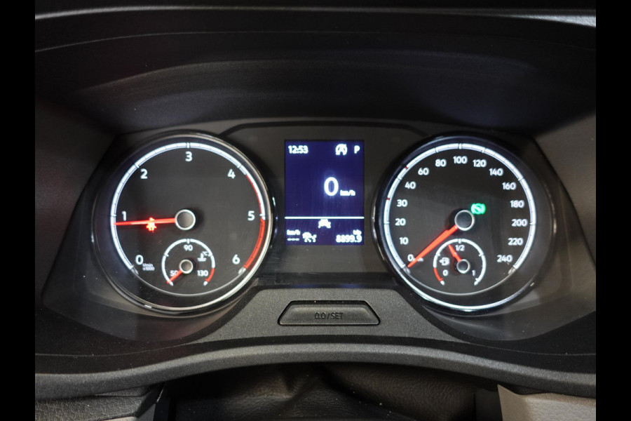 Volkswagen Transporter 2.0 TDI L2H1 28 Dubbele Cabine Highline Automaat Cruise Control  Airco  Navigatie  PDC  Camera