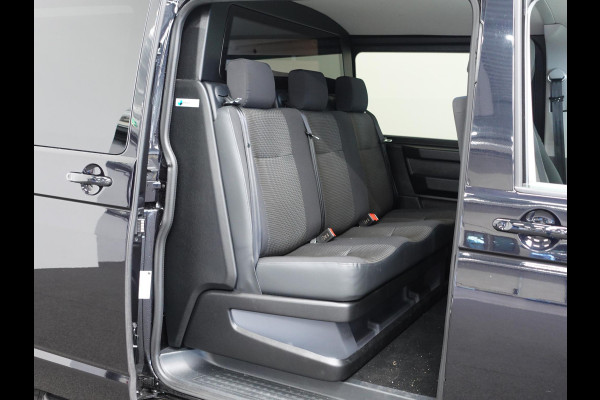 Volkswagen Transporter 2.0 TDI L2H1 28 Dubbele Cabine Highline Automaat Cruise Control  Airco  Navigatie  PDC  Camera