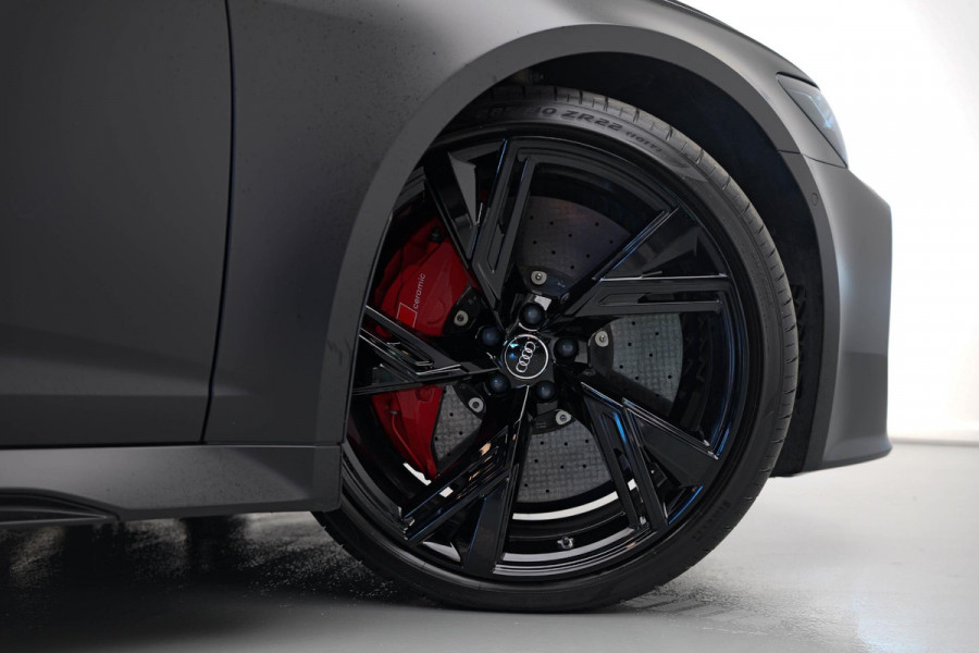 Audi RS6 Avant TFSI quattro |Pano|Dynamic+|B&O|Keramisch|Satin Black|HUD|Memory|Ambient|