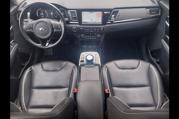 Kia e-Niro ExecutiveLine 64 kWh | Navigatie | Stoelventilatie & -verwarming | Leder | Camera |