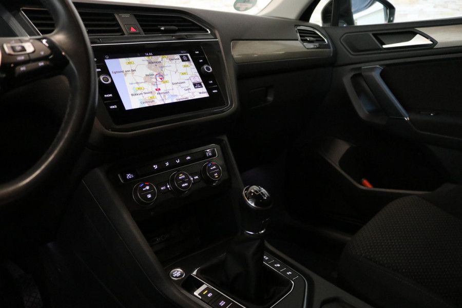 Volkswagen Tiguan Allspace 1.5 TSI Comfortline Business 7p. | Navi | CAMERA | NAP | Orig. NL |