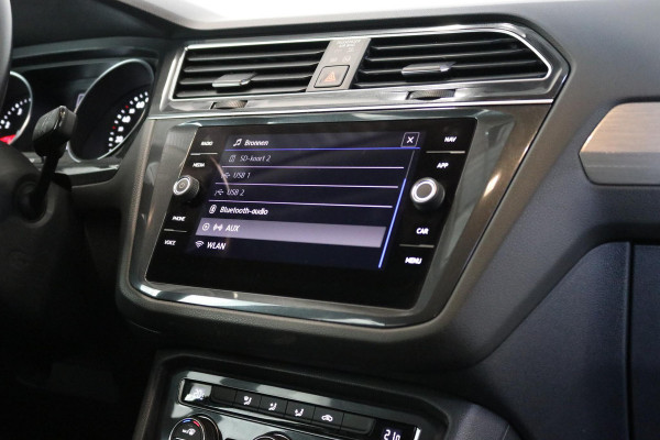 Volkswagen Tiguan Allspace 1.5 TSI Comfortline Business 7p. | Navi | CAMERA | NAP | Orig. NL |