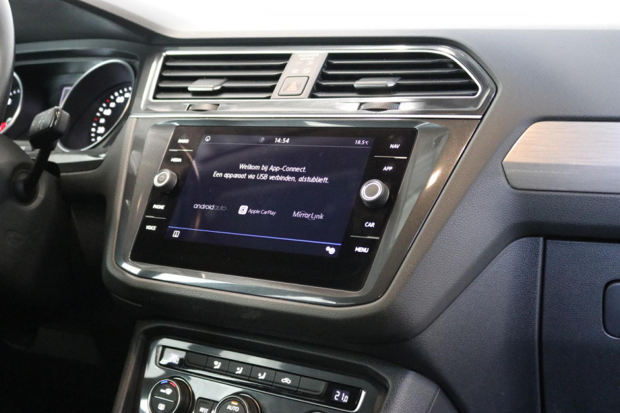 Volkswagen Tiguan Allspace 1.5 TSI Comfortline Business 7p. | Navi | CAMERA | NAP | Orig. NL |